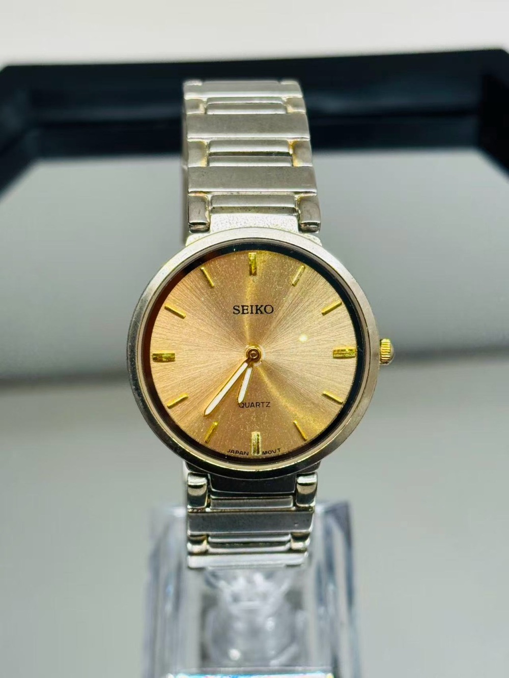 Vintage Seiko Men’s Quartz Watch 33mm Gold Tone Dial Japan New Battery Runs